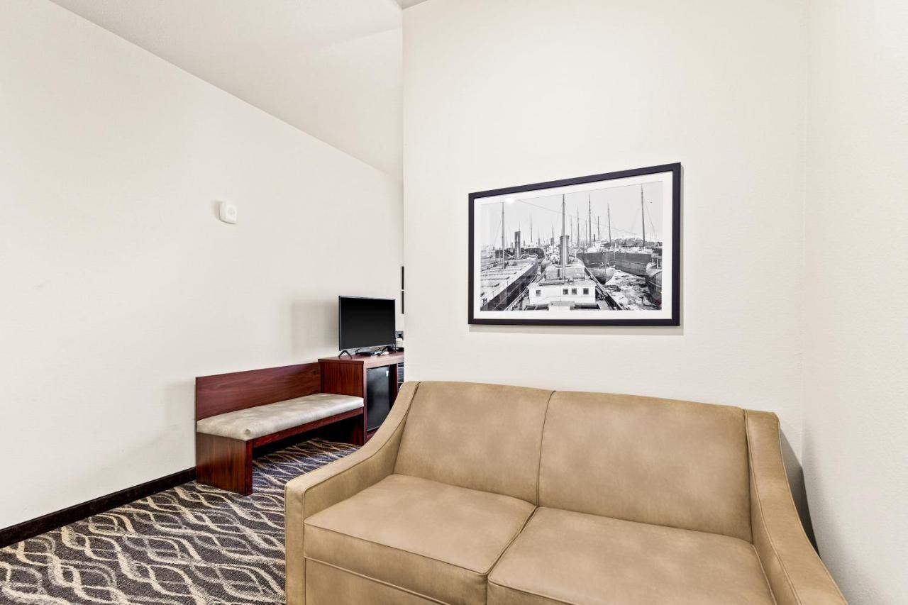 Hotel Cobblestone Hotel&suites - Duluth